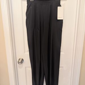 lululemon athletica Women's Black Swift Wide-Leg Mid-Rise Pant
